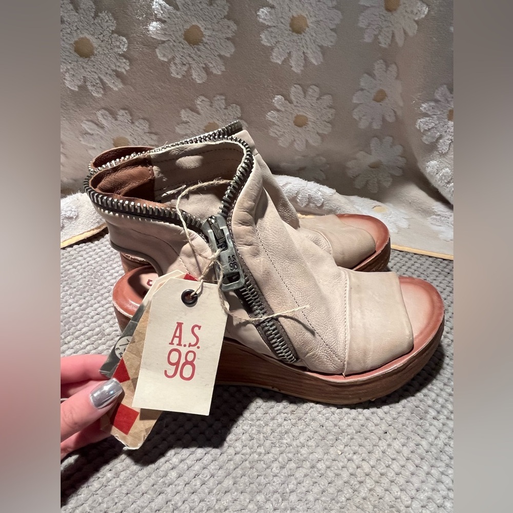 A.S.98 Naylor Women's Cream Leather Ankle sandal